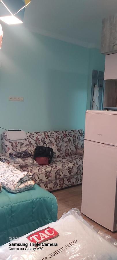 Студия Радуга У Моря Колхида Apartman Batumi Kültér fotó