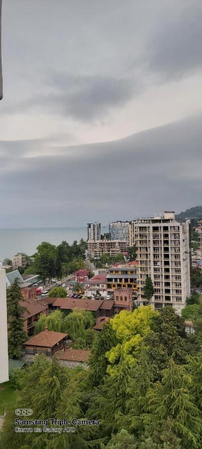 Студия Радуга У Моря Колхида Apartman Batumi Kültér fotó