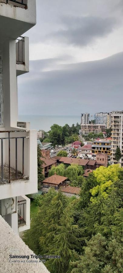 Студия Радуга У Моря Колхида Apartman Batumi Kültér fotó